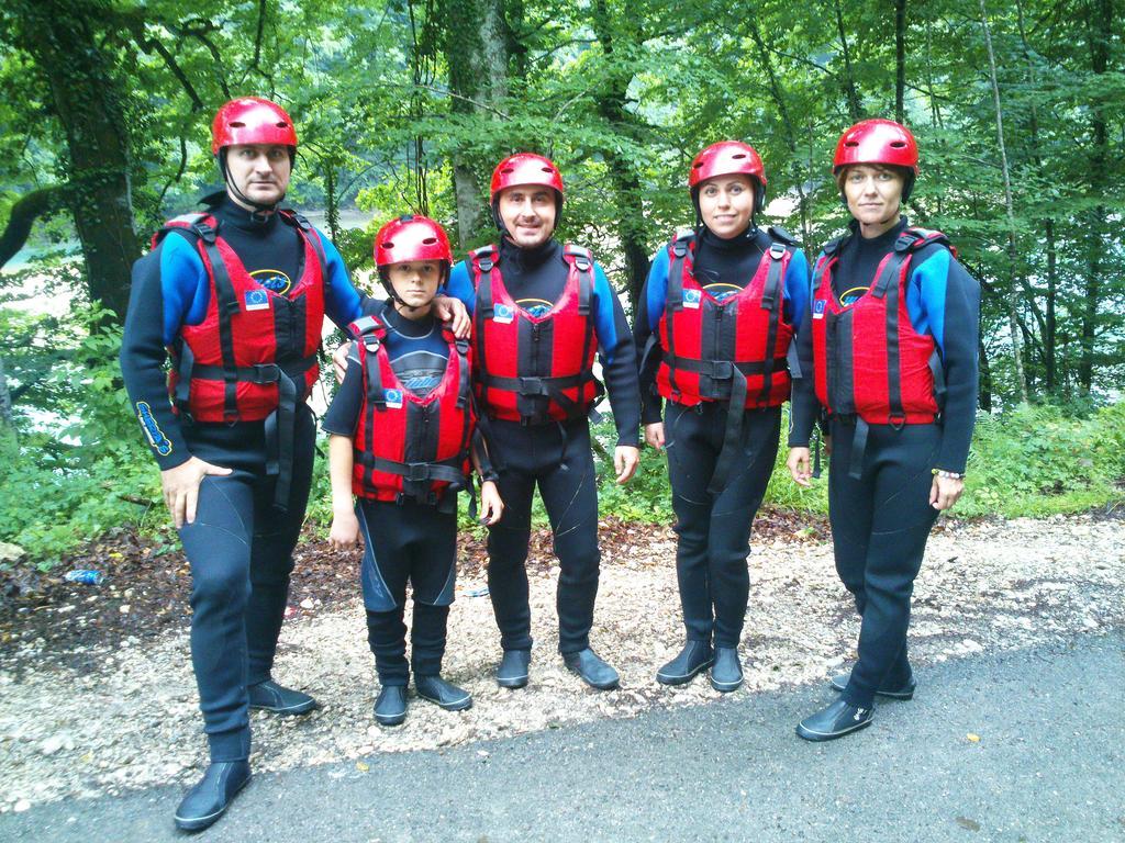 Rafting Camp Tara Center Tri Vodenice Bastasi Exterior photo