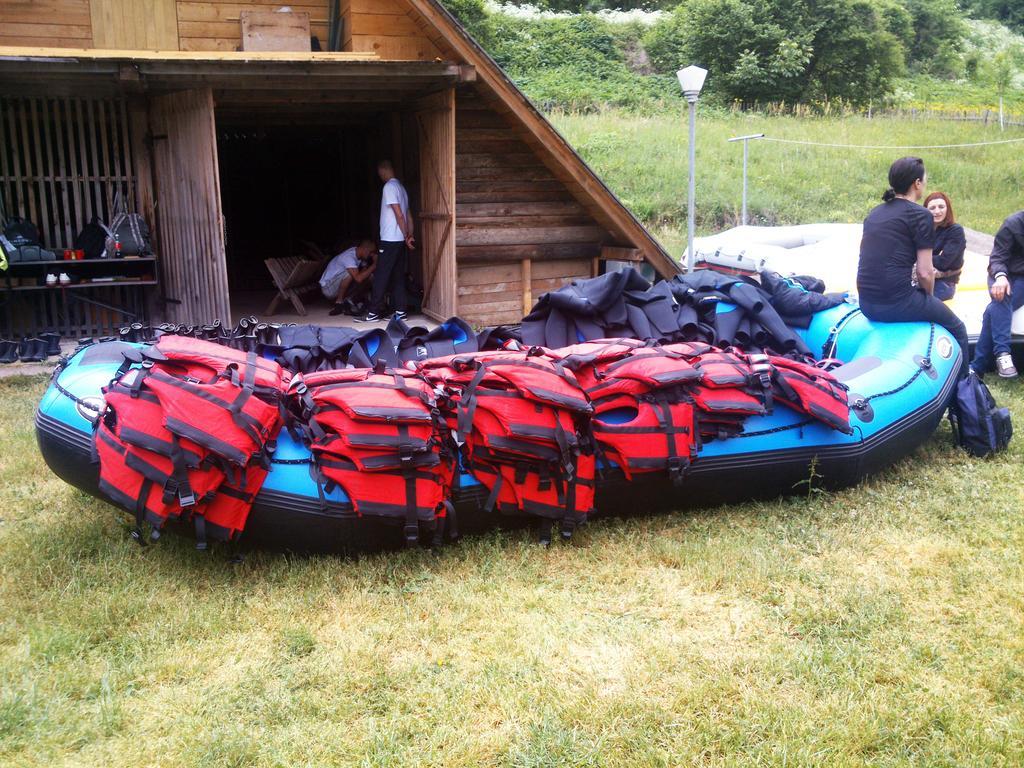Rafting Camp Tara Center Tri Vodenice Bastasi Exterior photo